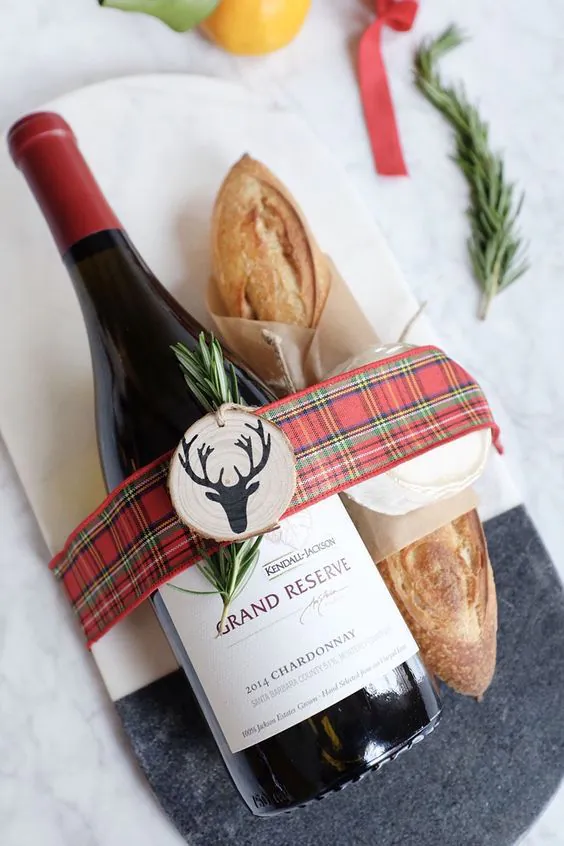 wine bottle gift wrapping and bread